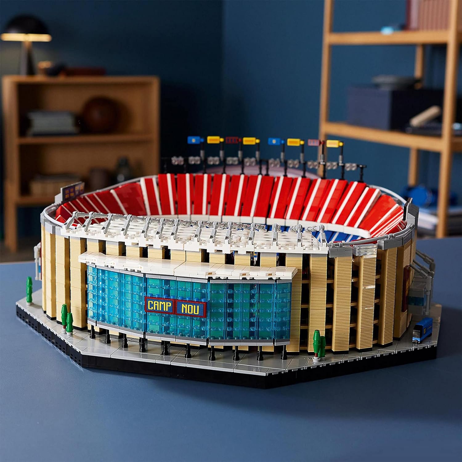 LEGO Creator Expert - Camp Nou FC Barcelona LEGO Creator Expert - Camp Nou FC Barcelona