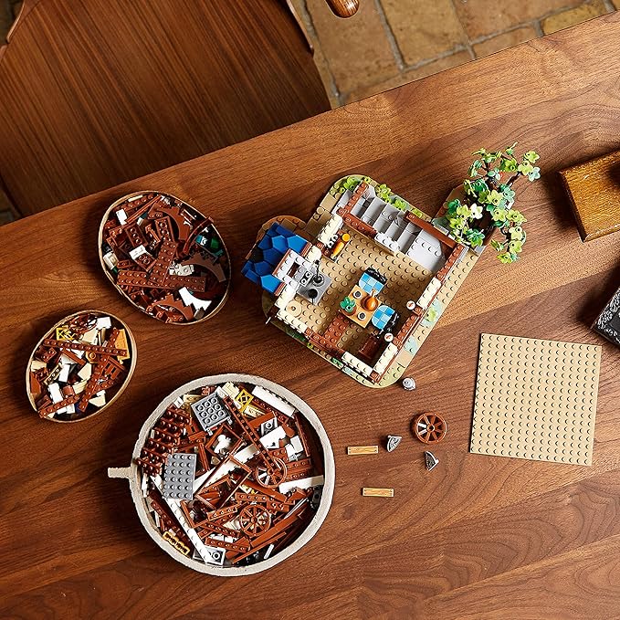 LEGO« Ideas - Mittelalterliche Schmiede 21325