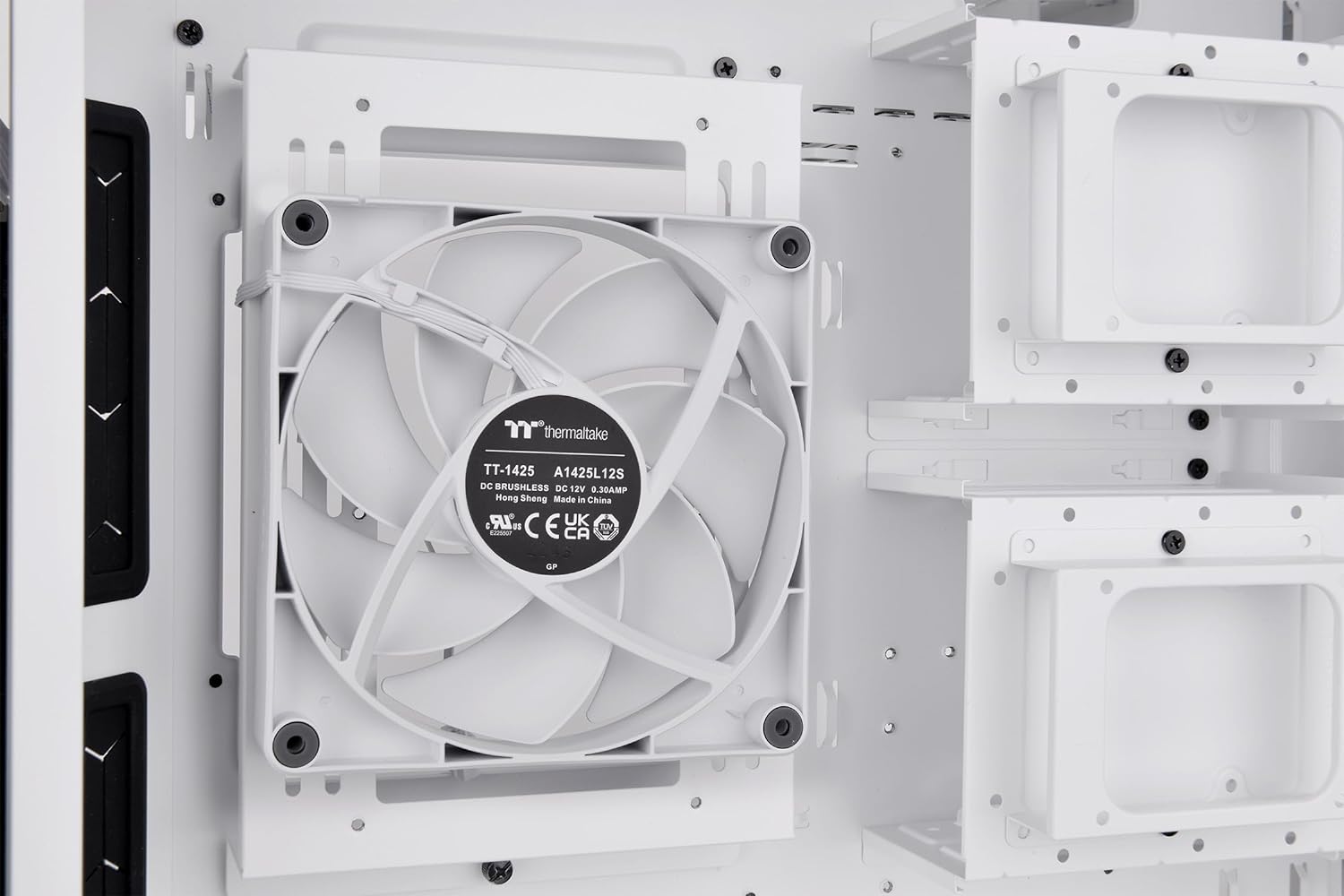 Thermaltake CTE C700 TG ARGB Snow White Thermaltake CTE C700 TG ARGB Snow White