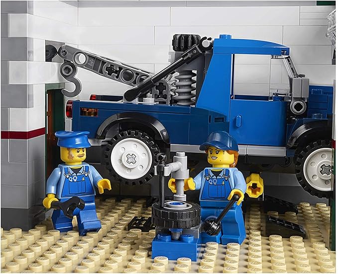 LEGO Creator Expert - Eckgarage LEGO Creator Expert - Eckgarage