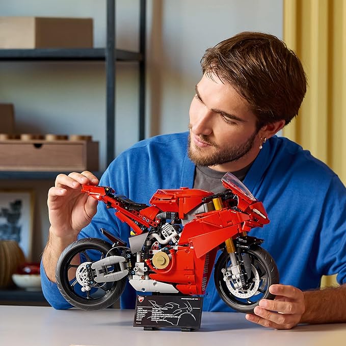 LEGO 42202 Technic Ducati Panigale V4 S Motorrad