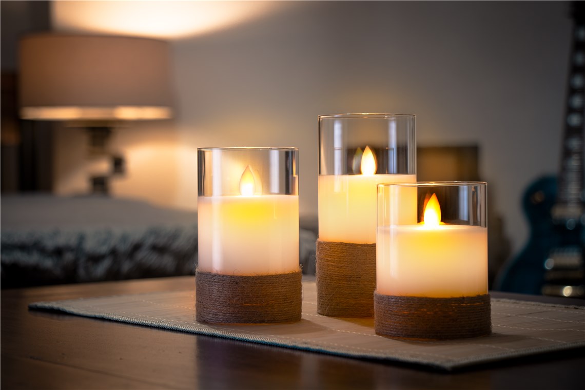 3er-Set LED-Echtwachs-Kerzen im Glas, weiß