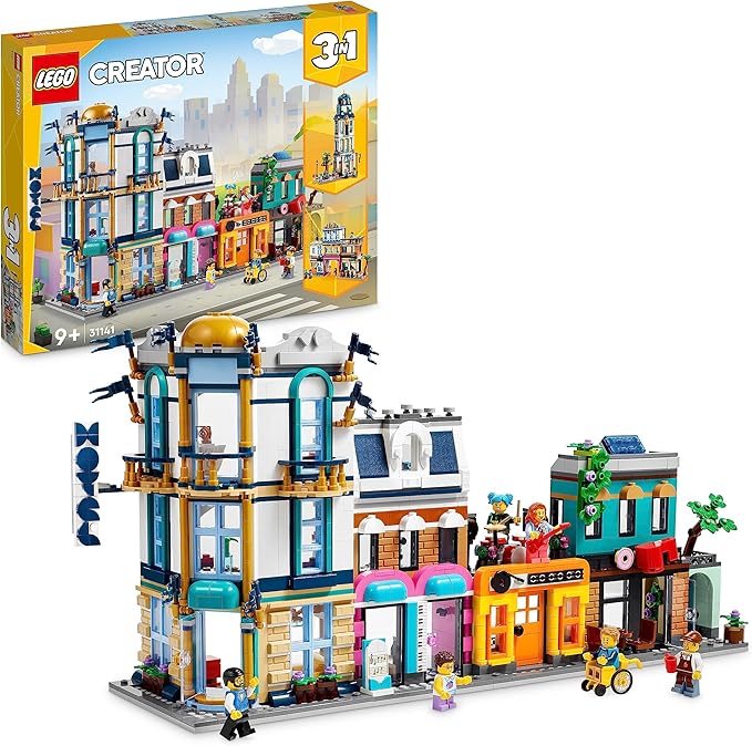 LEGO Creator 3-in-1 Hauptstraße zu Art-déco-Hochhaus oder Marktstraße Modellbau-Set, Konstruktionsspielzeug mit Hotel, Café, Wohnungen und Geschäften, kreativer Modellbausatz, Geschenkidee 31141