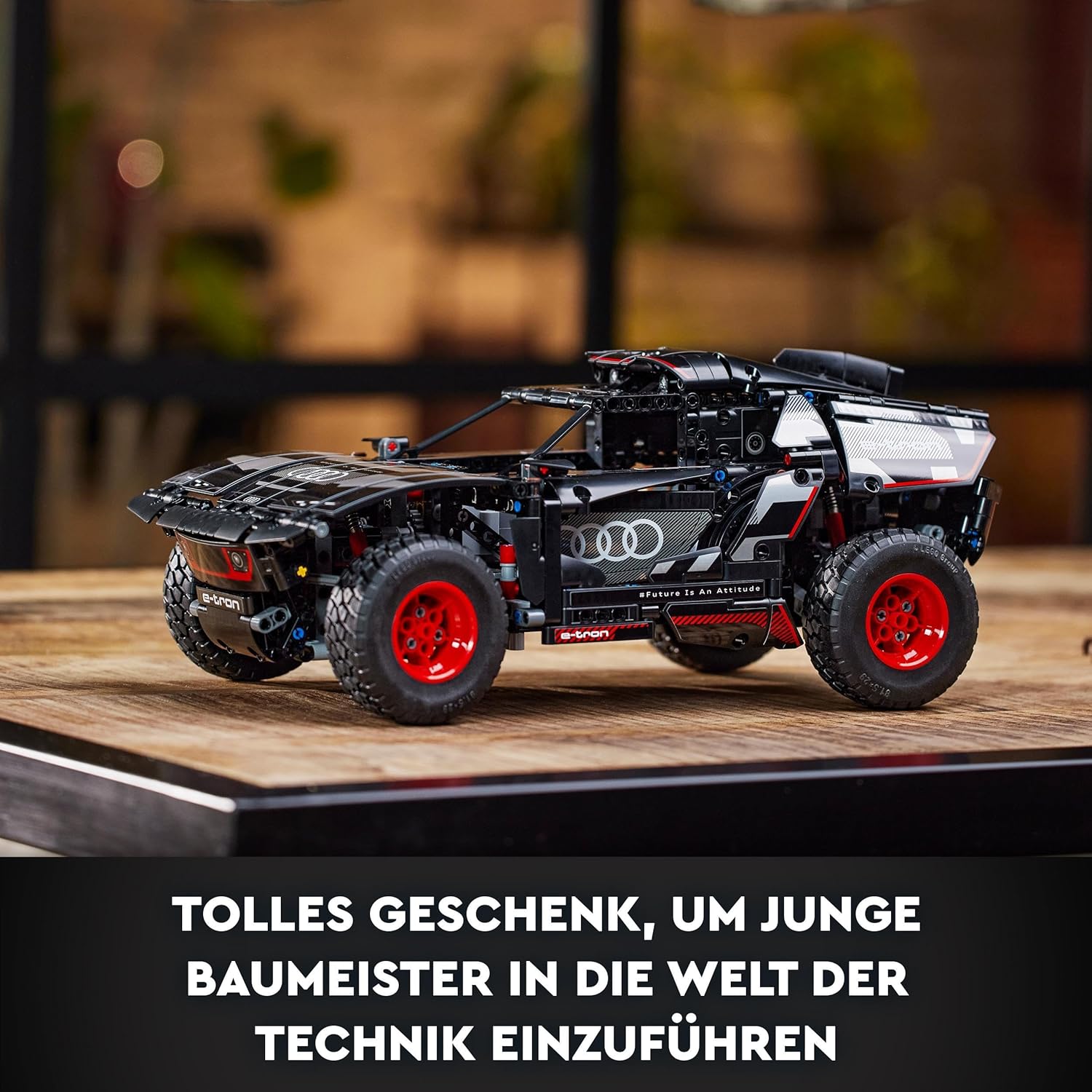 LEGO Technic Audi RS Q e-tron 42160