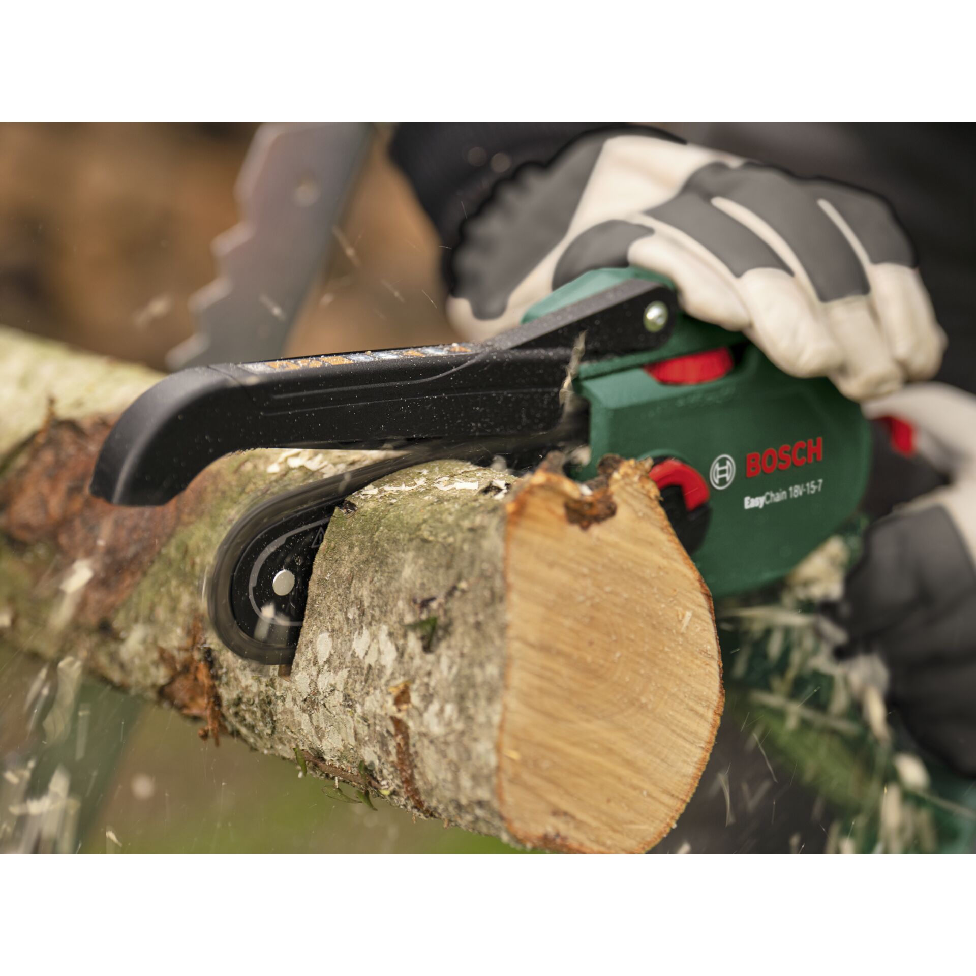 Bosch EasyChain 18V-15-7 Akku-Baumsäge Bosch EasyChain 18V-15-7 Akku-Baumsäge