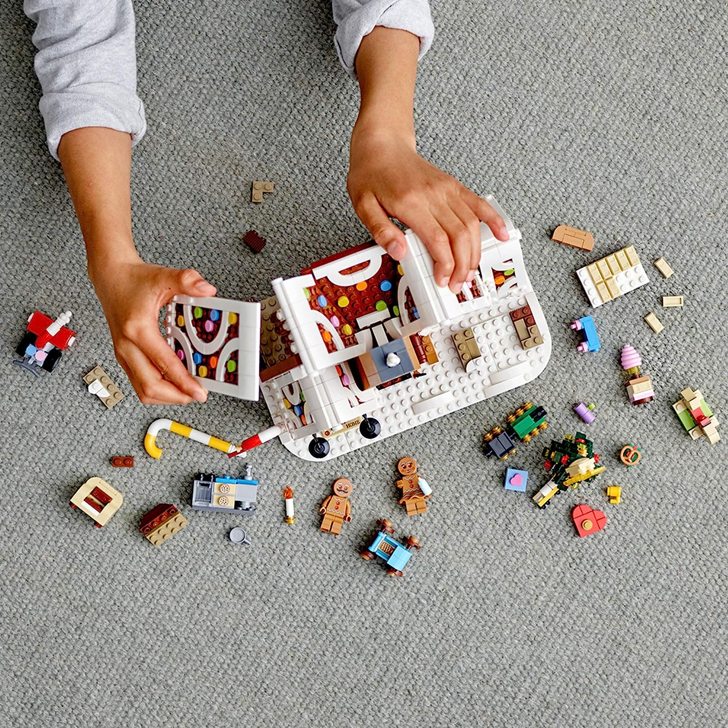 LEGO Creator Expert Lebkuchenhaus 10267 LEGO Creator Expert Lebkuchenhaus 10267