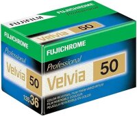 1 Fujifilm Velvia 50    135/36