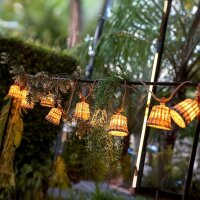 newgarden - Ausziehbare Tischschiene für Girlanden. Outdoor oder Indoor Kranzständer ohne Installation Verstellbare Tischbefestigung